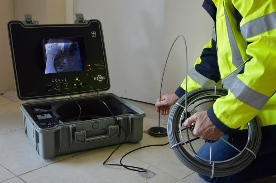 Inspection caméra canalisation par technicien assainissement agréé