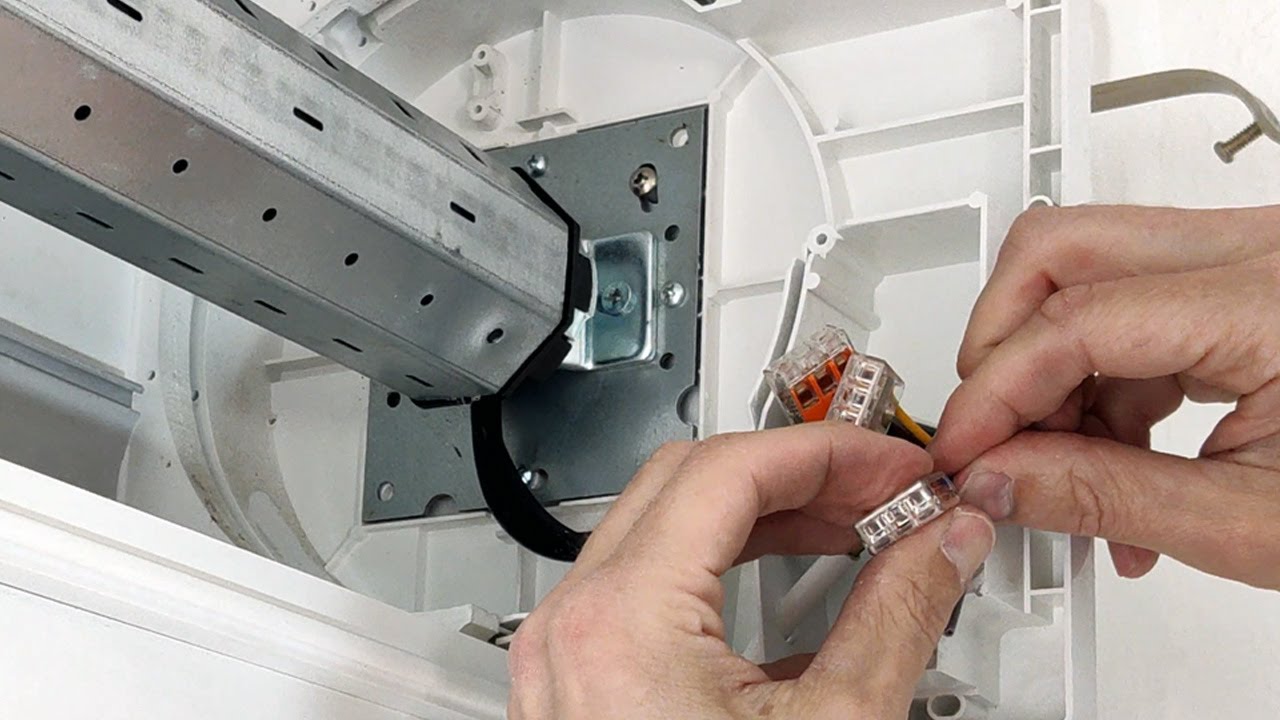 Motorisation volet roulant à Grenoble et partout en Isère (38) — pose moteur Somfy