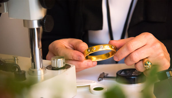 Rachat de bijoux et montres à Aurillac